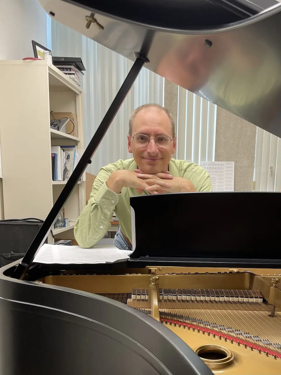 Portrait of Neil Thornock at a piano